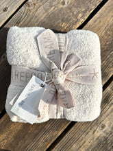 Load image into Gallery viewer, Barefoot Dreams Baby Receiving Blanket