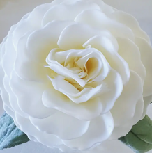 Load image into Gallery viewer, Large Flower Soap