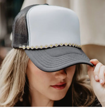 Load image into Gallery viewer, Trucker Hat Chains