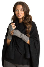 Load image into Gallery viewer, Barefoot Dreams Fingerless Gloves