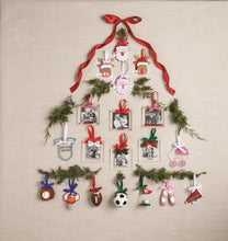 Load image into Gallery viewer, Mud Pie Grandparent Frame Ornament
