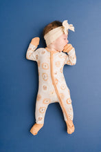 Load image into Gallery viewer, Wild Lion Bamboo Sleeper
