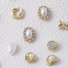 Load image into Gallery viewer, 10 Pair Earring Set NEB766 detail
