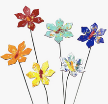 Load image into Gallery viewer, Flower Garden Stake
