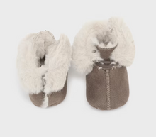 Load image into Gallery viewer, Fur Lined Booties
