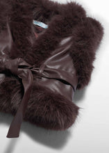 Load image into Gallery viewer, Girl quilted faux fur vest, detail
