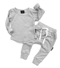 Load image into Gallery viewer, Little Bipsy Thermal Top &amp; Joggers
