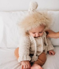 Load image into Gallery viewer, Fur Bonnet
